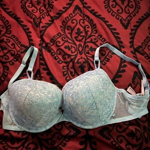 Victoria’s Secret 40 DD Bra NEVER WORN
